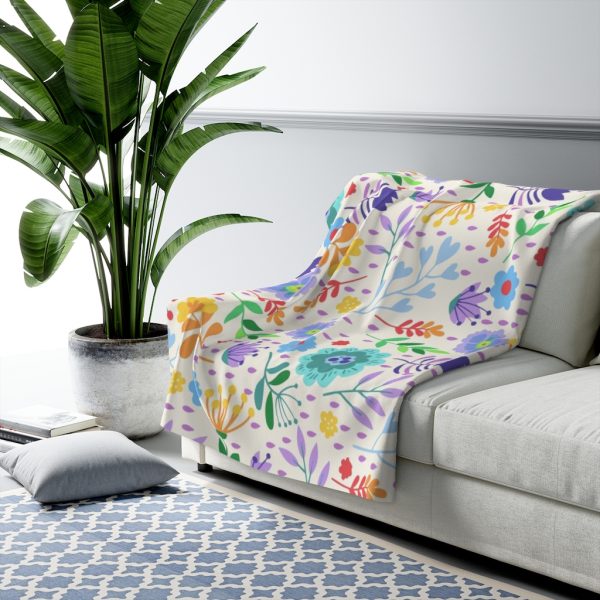 fabric style is Ditsy and romantic rose ornaments cover this textile which is retro in nature plants have very colorful foliage and florale Floral patterns