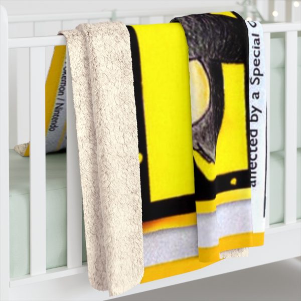 Eevee & Snorlax Where the Wild Things Are Pokémon Card Sherpa Fleece Blanket These two cute normal-type pokemon are sleeping next to eachtoher sleepy card normal Pokémon nap and dream about where the wild things a fat eevolution drawing or sketch