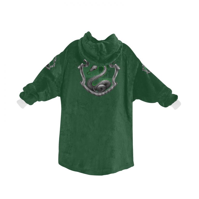 Slytherin sherpa fleece Robe-House-at-Hogwarts-School-of-Witchcraft-and-Wizardry-Salazar Slytherin-Sorting Hat-cunning-resourcefulness-leadership-and-ambition-Draco Malfoy-Merula Snyde-Pansy Parkinson-Tom Riddle-the Death Eaters-pure-blood-students-Muggle-born-emblematic-animal-snake-colours-green-silver-Horace Slughorn-Severus Snape-patron ghost-Bloody Baron-element-of-water-serpents-sea-lochs-European-mythology-physically-fluid-and-flexible-in-Celtic mythology-water-is-a portal-to-another-world-wizarding-society