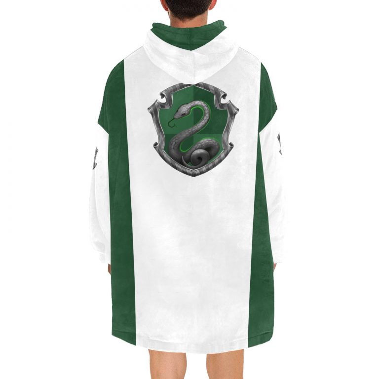 Slytherin sherpa fleece Robe-House-at-Hogwarts-School-of-Witchcraft-and-Wizardry-Salazar Slytherin-Sorting Hat-cunning-resourcefulness-leadership-and-ambition-Draco Malfoy-Merula Snyde-Pansy Parkinson-Tom Riddle-the Death Eaters-pure-blood-students-Muggle-born-emblematic-animal-snake-colours-green-silver-Horace Slughorn-Severus Snape-patron ghost-Bloody Baron-element-of-water-serpents-sea-lochs-European-mythology-physically-fluid-and-flexible-in-Celtic mythology-water-is-a portal-to-another-world-wizarding-society