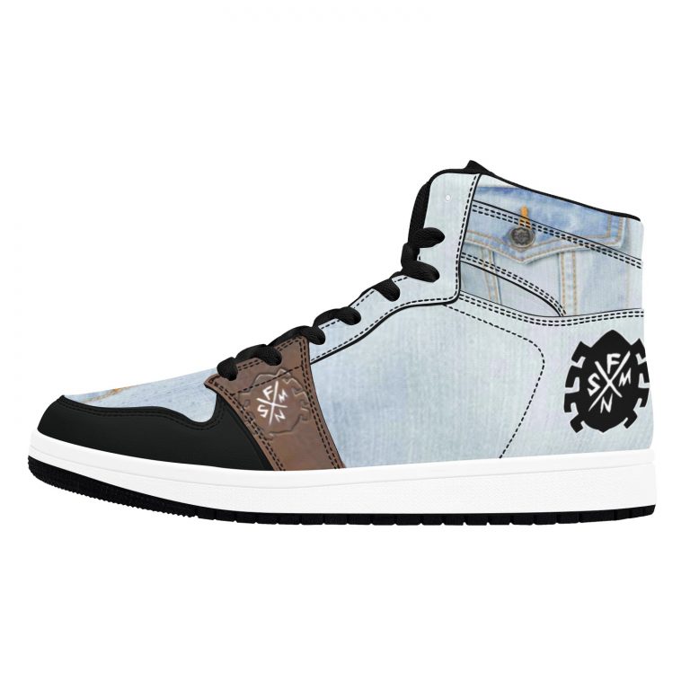 Punk Rock Synthetic Leather shoes Spider-Man, a beloved Super Hero from Marvel Comics, is known for his webslinging abilities and his presence in the Spider-Verse. Created by Stan Lee and Steve Ditko, Spider-Man, also known as Hobart Brown, is a Black hero and a symbol of resilience. His character has transcended comics, inspiring various adaptations in films, TV shows, and video games. Spider-Man's rebellious spirit has been associated with punk rock and rock and roll culture, and his stories often explore themes of anarchism. Discover the thrilling world of Ultimate Spider-Man as he fights crime and saves the day with his extraordinary powers and unwavering determination.