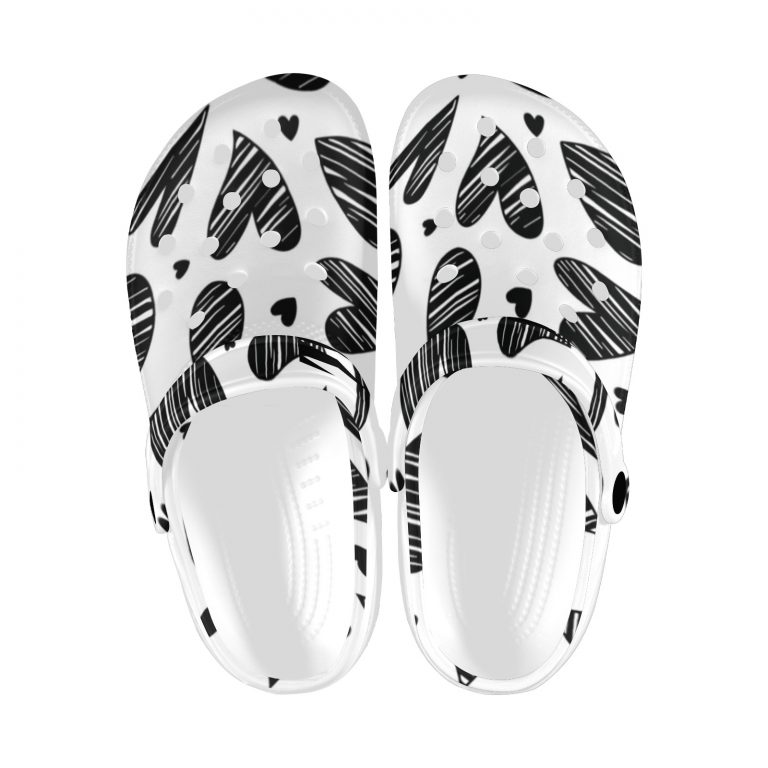 Crocs-waterproof-dirt-resistant-custom-foam-breathable-lounge-Hearts-Love-hand-drawn