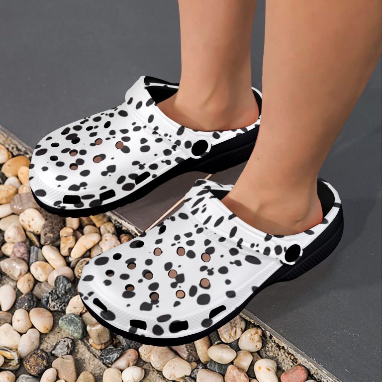 Introducing our Animal Print Premium EVA Cloggs, a superior alternative to Crocs that will leave you feeling confident in their unmatched quality. Here's why: • Like Crocs our Clogs are made from advanced EVA material, lightweight and flexible. • Slip-on style, easy put on and take off. • Features ventilation holes, easy and quick to drain moisture and debris. • Features heel strap for a secure fit, two ways to wear it. • Supportive insole makes your feet comfortable for a long time. • Easy to clean with soap and water.