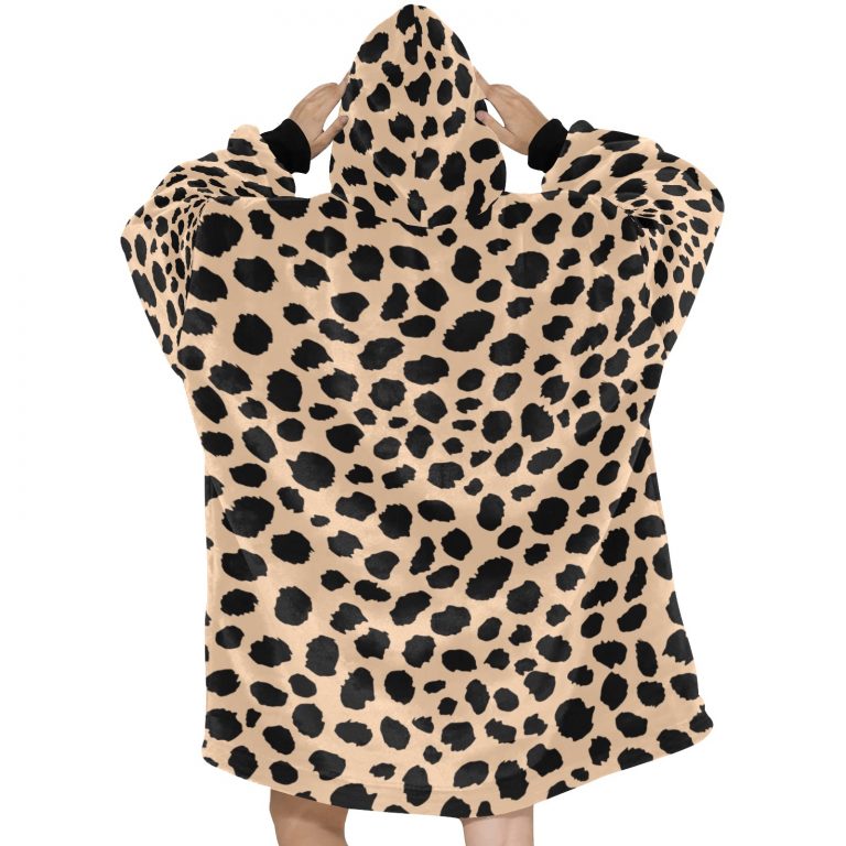 Sherpa Fleece Animal Print Pullover Hooded Robe. Explore our collection of captivating prints, including Cheetah, Cow, Leopard, and Rose Leopard, adding a touch of untamed elegance to your wardrobe. This cloak envelops you in cozy warmth while showcasing seamless patterns that mimic the mesmerizing dots and spots found in nature's most exquisite animal skins. Unleash your wild side and elevate your style with this must-have fashion statement.